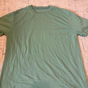 Quiksilver Men's Green and Khaki T-shirt